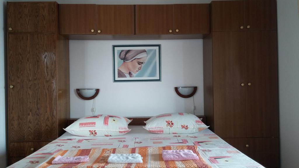 Apartments Marija Bajto Nečujam Zimmer foto